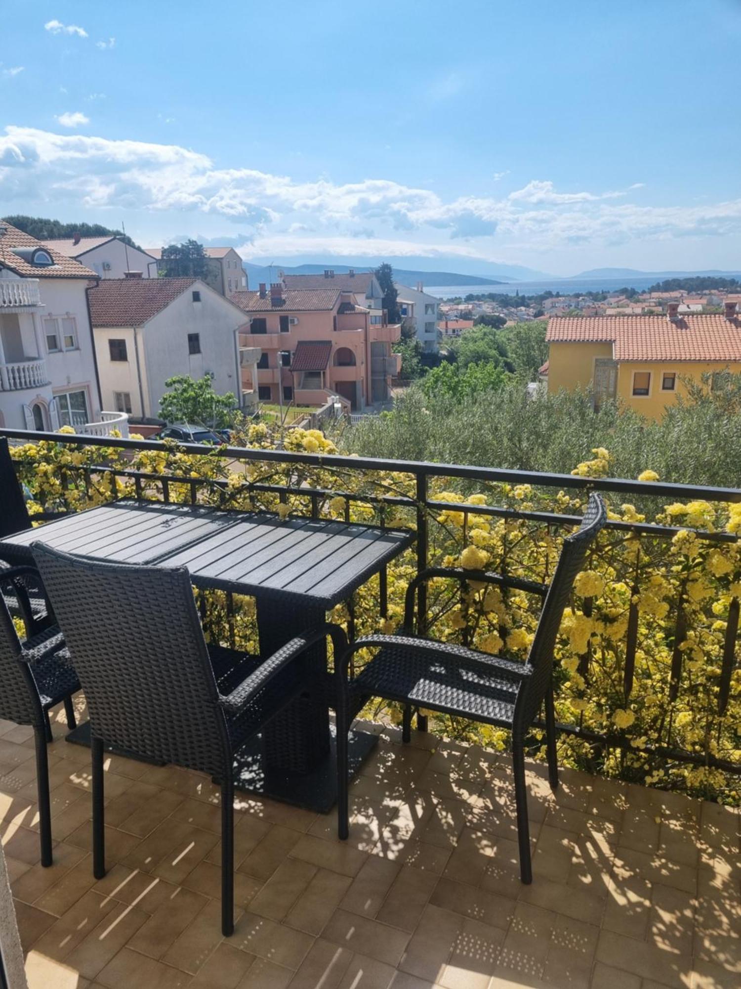Apartment Lela Đảo Krk Ngoại thất bức ảnh